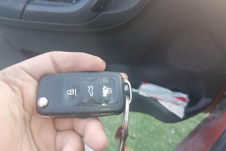 Used Skoda Fabia 2012 1.6L Automatic Sport Edition Vehicle Key
