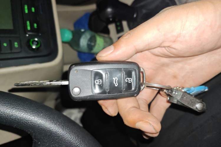 Used Skoda Fabia 2012 1.4L Automatic Crystal Edition Vehicle Key