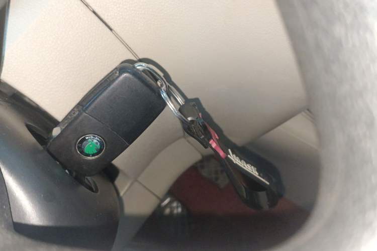 Used Skoda Fabia 2012 1.4L Manual Crystal Edition Vehicle Key