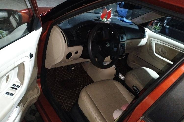 Used Skoda Fabia 2012 1.4L Automatic Crystal Edition Driver Seat
