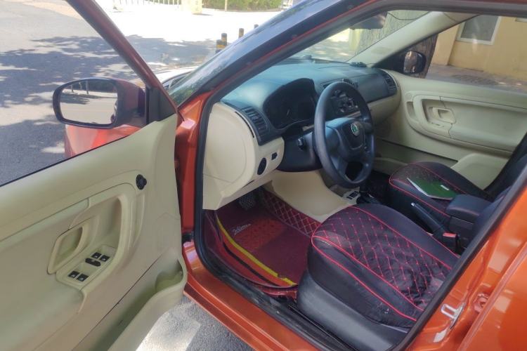 Used Skoda Fabia 2012 1.4L Automatic Crystal Edition Driver Seat
