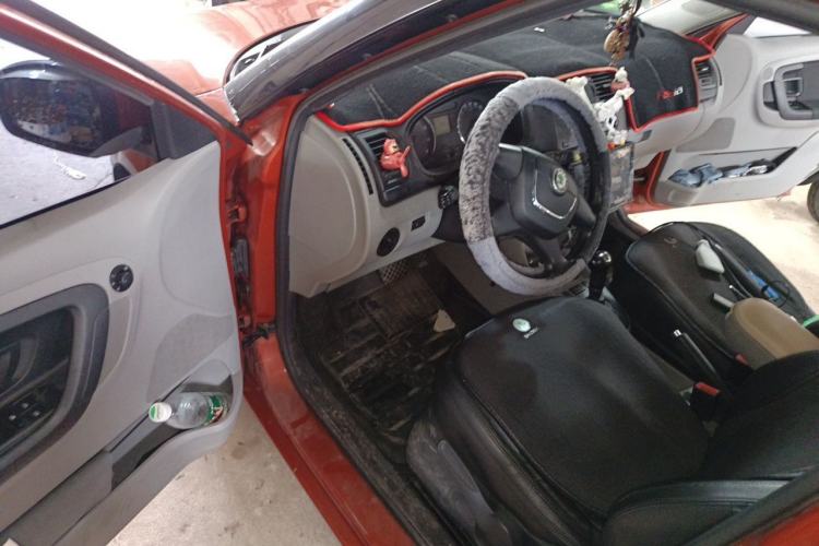Used Skoda Fabia 2012 1.6L Automatic Crystal Edition Driver Seat