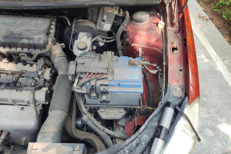 Used Skoda Fabia 2012 1.4L Manual Crystal Edition Engine Bay Left