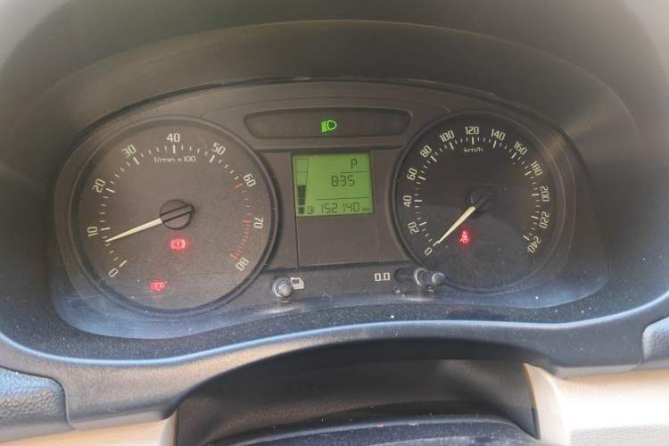 Used Skoda Fabia 2012 1.4L Automatic Crystal Edition Odometer Close Up