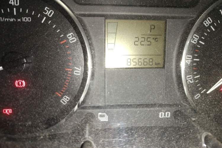 Used Skoda Fabia 2012 1.6L Automatic Crystal Edition Odometer Close Up