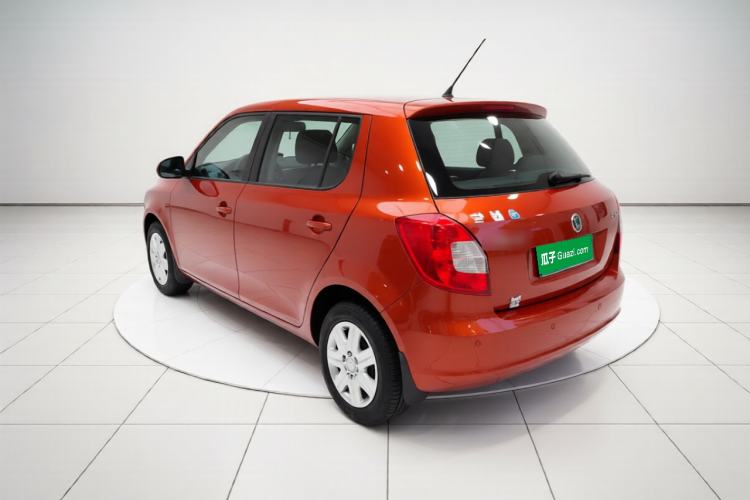 Used Skoda Fabia 2012 1.4L Manual Crystal Edition Rear Left 45 Deg