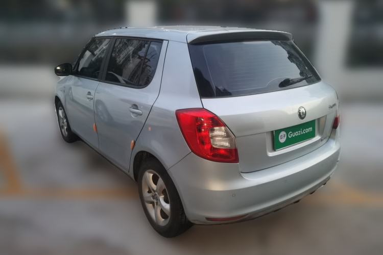 Used Skoda Fabia 2012 1.6L 5th Anniversary Limited Edition Rear Left 45 Deg