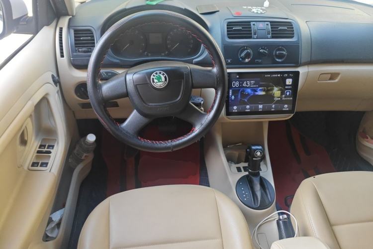 Used Skoda Fabia 2012 1.4L Automatic Crystal Edition Steering Wheel