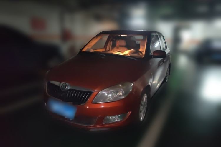 Ojetý Skoda Fabia 2012 1.6L Automatic Crystal Edition Guazi used car, China used car export, Used car for sale, Used  cars, Cheapest cars for sale