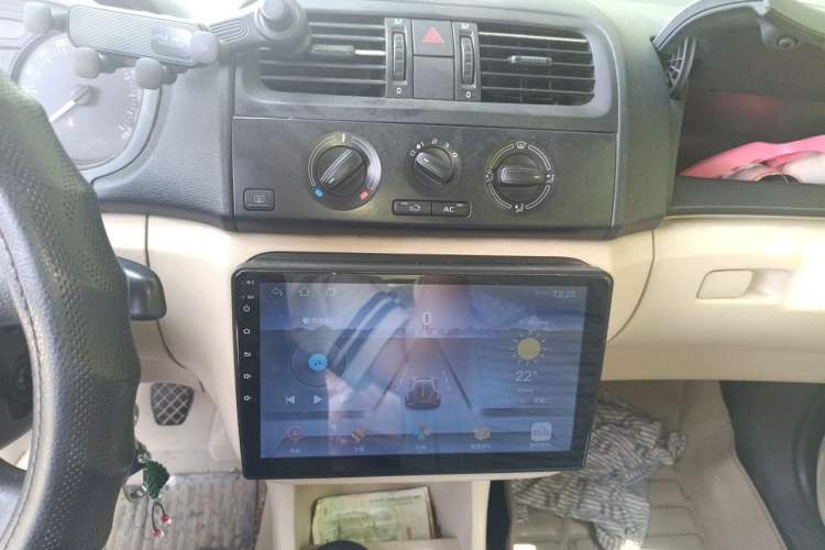 Used Skoda Fabia 2012 1.4L Manual Crystal Edition Audio And AC Panel