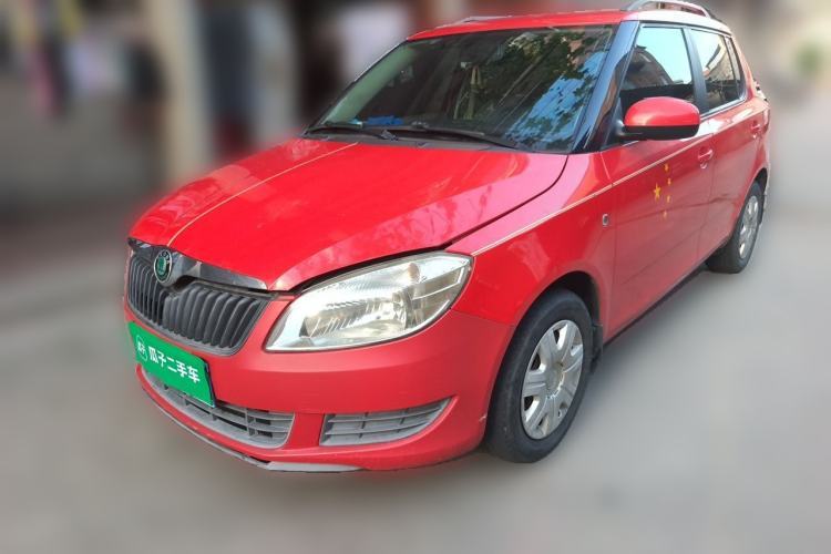 Used Skoda Fabia 2012 1.4L Manual Crystal Edition Guazi used car, China used car export, Used car for sale, Used cars, Cheapest cars for sale