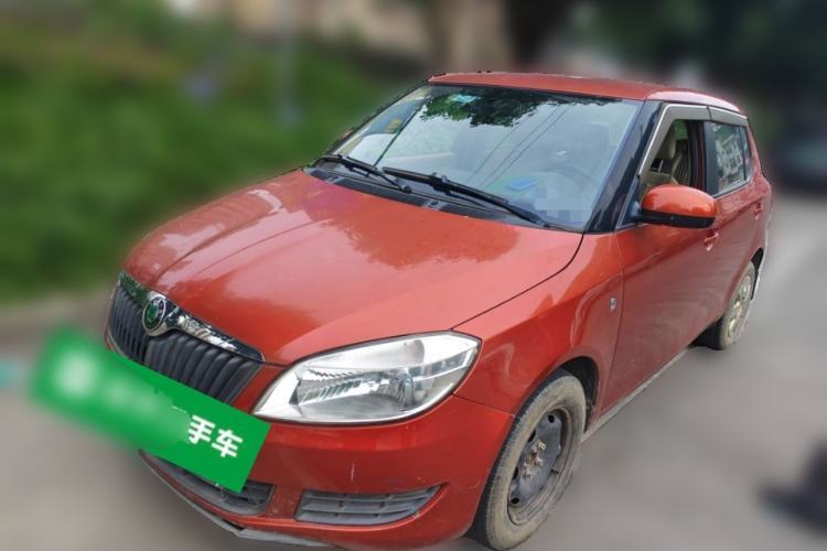 Skoda Fabia 2012 1.4L Manual Crystal Edition usado Guazi used car, China used car export, Used car for sale, Used  cars, Cheapest cars for sale