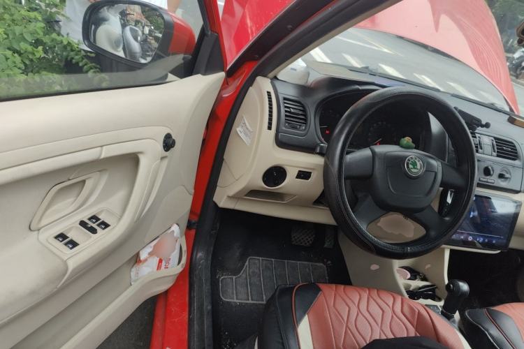 Used Skoda Fabia 2012 1.4L Automatic Crystal Edition Driver Seat