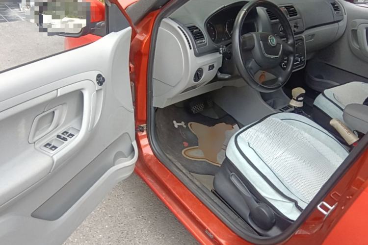 Used Skoda Fabia 2012 1.4L Automatic Crystal Edition Driver Seat
