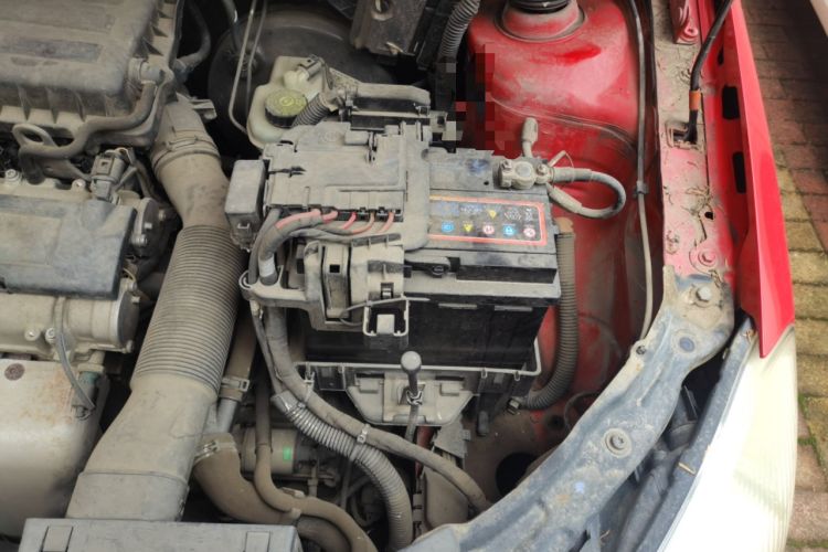 Used Skoda Fabia 2012 1.6L Scout Engine Bay Left