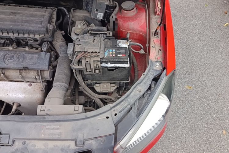 Used Skoda Fabia 2012 1.6L Automatic Sport Edition Engine Bay Left