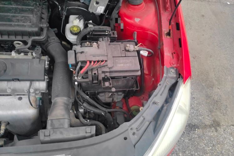 Used Skoda Fabia 2012 1.6L Automatic Crystal Edition Engine Bay Left