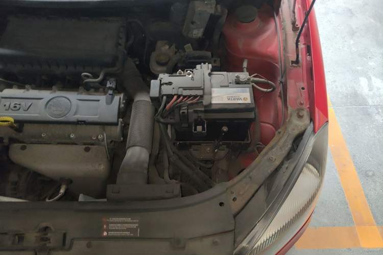Used Skoda Fabia 2012 1.6L Automatic Sport Edition Engine Bay Left