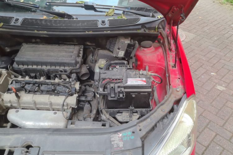Used Skoda Fabia 2012 1.4L Automatic Crystal Edition Engine Bay Left