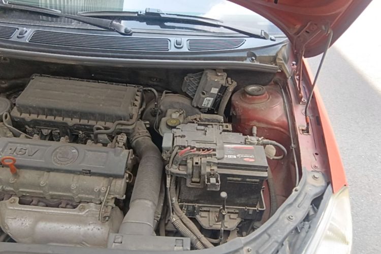 Used Skoda Fabia 2012 1.4L Automatic Crystal Edition Engine Bay Left