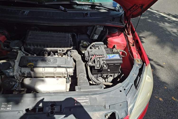 Used Skoda Fabia 2012 1.6L Scout Engine Bay Left