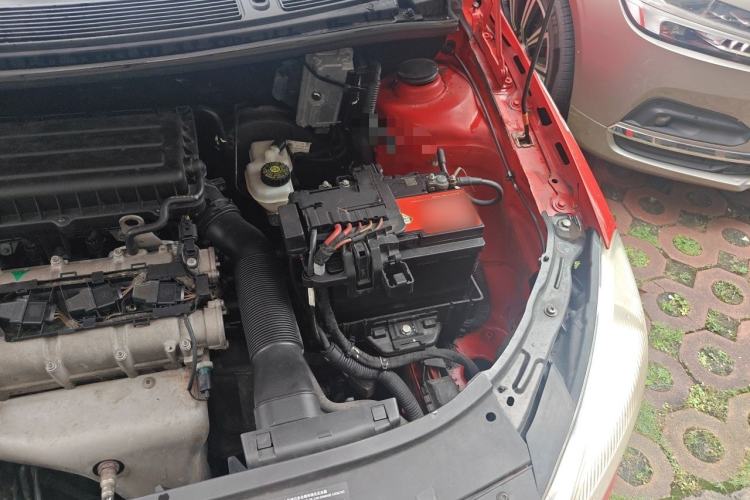 Used Skoda Fabia 2012 1.4L Manual Crystal Edition Engine Bay Left