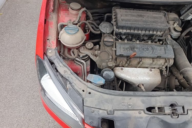 Used Skoda Fabia 2012 1.6L Automatic Sport Edition Engine Bay Right