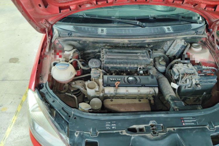 Used Skoda Fabia 2012 1.4L Automatic Crystal Edition Engine Bay Right