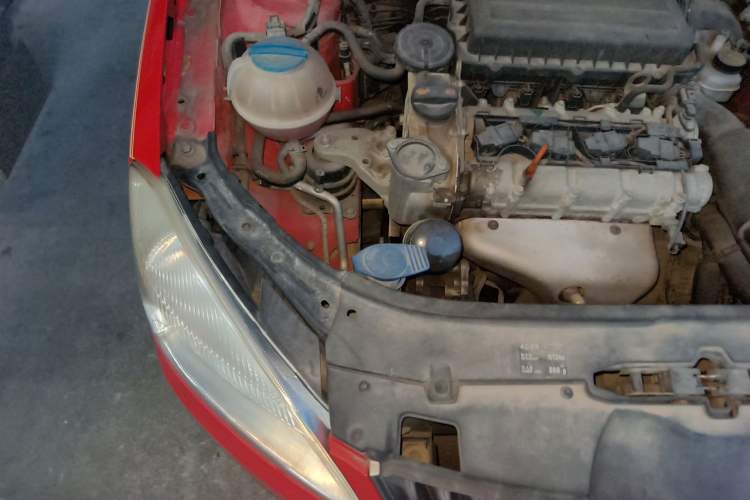 Used Skoda Fabia 2012 1.4L Manual Crystal Edition Engine Bay Right