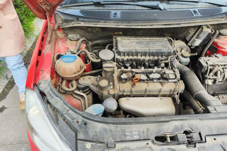 Used Skoda Fabia 2012 1.4L Manual Jingling Edition Engine Bay Right