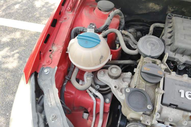Used Skoda Fabia 2012 1.4L Automatic Crystal Edition Engine Bay Right