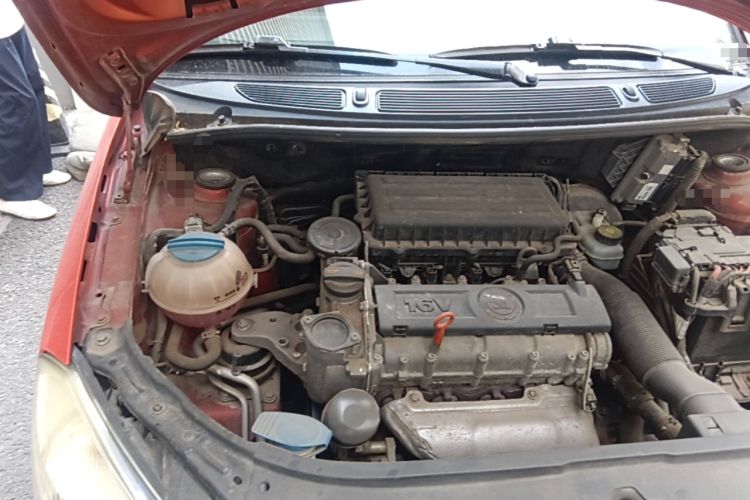 Used Skoda Fabia 2012 1.4L Automatic Crystal Edition Engine Bay Right
