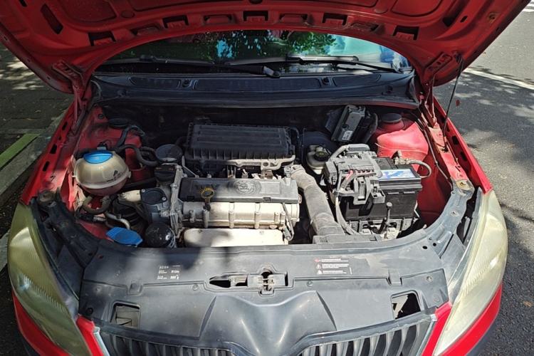 Used Skoda Fabia 2012 1.6L Scout Engine Bay