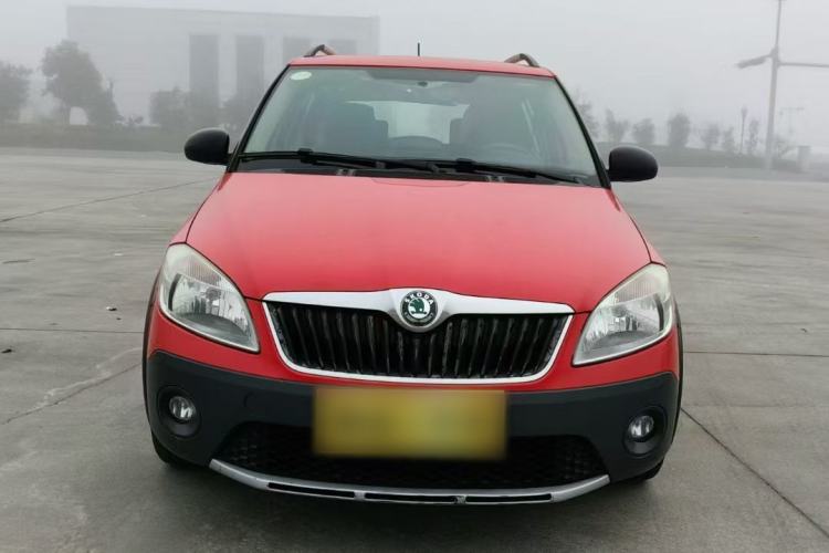 Used Skoda Fabia 2012 1.6L Scout Exterior 2
