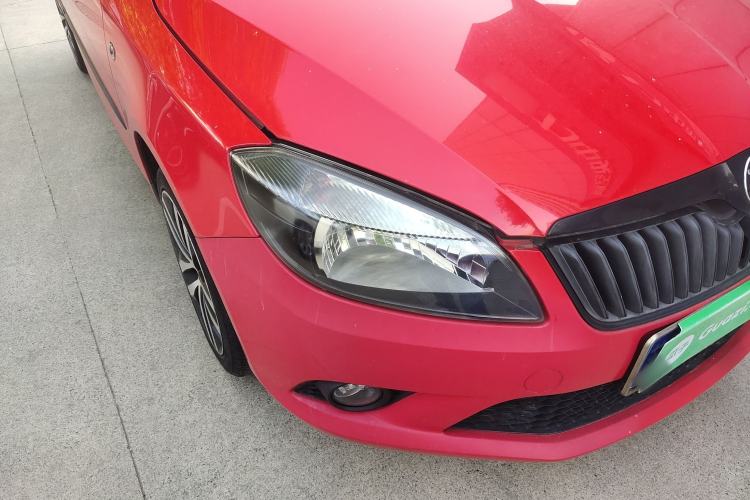 Used Skoda Fabia 2012 1.6L Manual Sport Edition Exterior 6