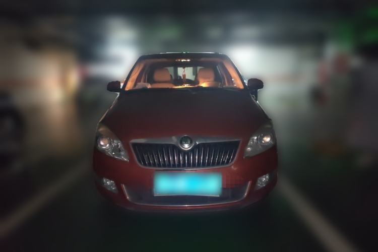 Used Skoda Fabia 2012 1.6L Automatic Crystal Edition Front