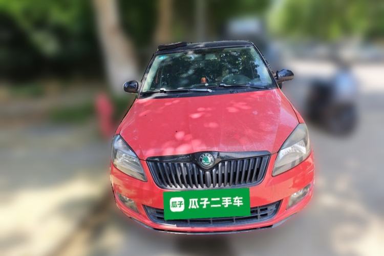 Used Skoda Fabia 2012 1.6L Manual Cool Black Edition Front