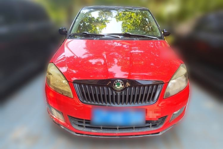 Used Skoda Fabia 2012 1.6L Manual Cool Black Edition Front