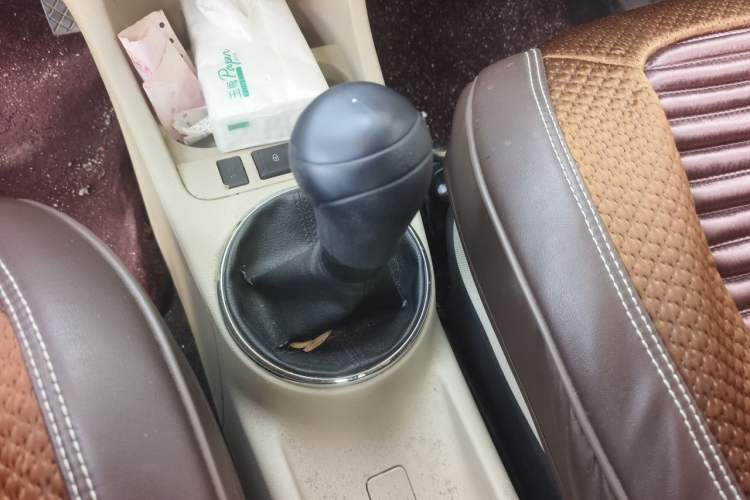Used Skoda Fabia 2012 1.4L Manual Jingling Edition Gear Lever