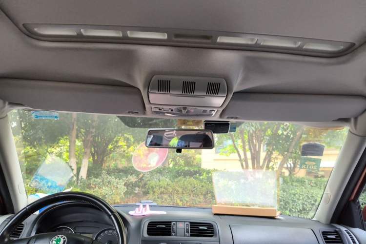 Used Skoda Fabia 2012 1.6L Automatic Crystal Edition Headliner
