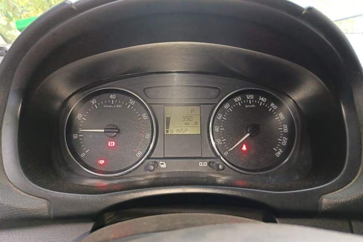 Used Skoda Fabia 2012 1.6L Automatic Cool Black Edition Instrument Cluster