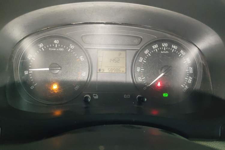 Used Skoda Fabia 2012 1.4L Automatic Crystal Edition Instrument Cluster