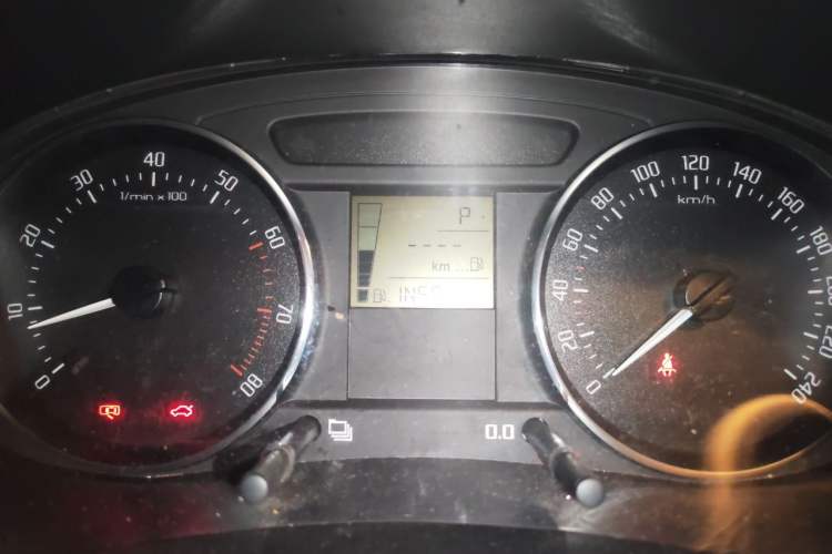 Used Skoda Fabia 2012 1.6L Automatic Crystal Edition Instrument Cluster