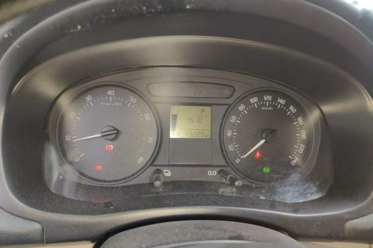 Used Skoda Fabia 2012 1.4L Automatic Crystal Edition Instrument Cluster