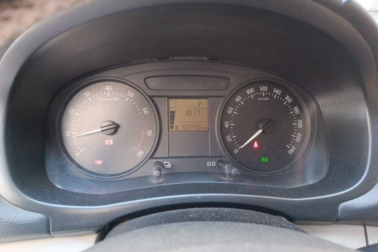 Used Skoda Fabia 2012 1.4L Automatic Crystal Edition Instrument Cluster