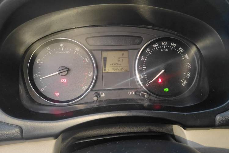 Used Skoda Fabia 2012 1.6L Automatic Crystal Edition Instrument Cluster