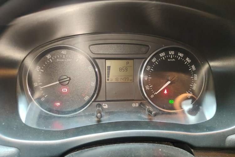 Used Skoda Fabia 2012 1.6L Automatic Sport Edition Instrument Cluster