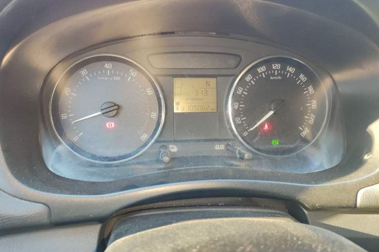 Used Skoda Fabia 2012 1.6L Automatic Cool Black Edition Instrument Cluster