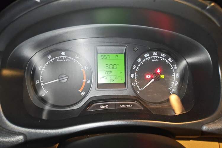 Used Skoda Fabia 2012 1.4L Automatic Crystal Edition Instrument Cluster