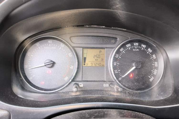 Used Skoda Fabia 2012 1.6L Automatic Crystal Edition Instrument Cluster